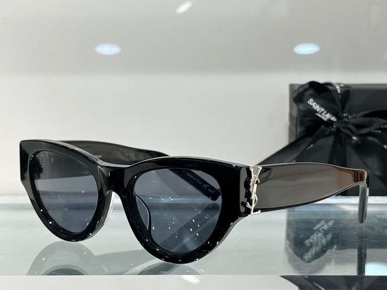 Picture of YSL Sunglasses _SKUfw52328611fw